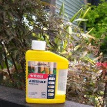 Amitrole Weedkiller 200 ml Picture of Amitrole Weedkiller 200 ml (231)