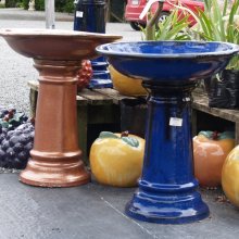 Picture of Bird Bath Glazed Blue (6984)