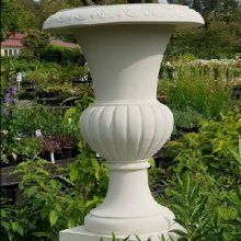 Picture of Urn Willingham LGE and Plinth Limestone (11387)