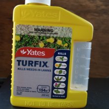 Turfix Lawn Weed Spray 200ml Picture of Turfix Lawn Weed Spray 200ml (1193)